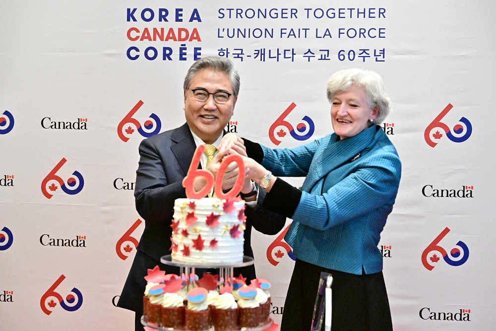 박진 외교장관, 한-캐나다 수교 60주년 기념 리셉션 참석
