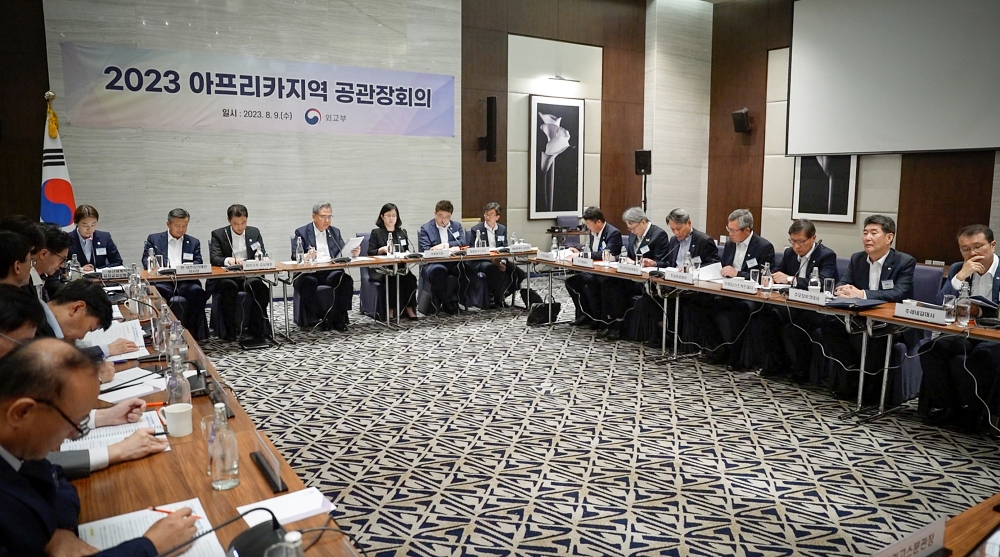 박진 장관, 아프리카 순방 계기 아프리카지역 현지 공관장회의 개최